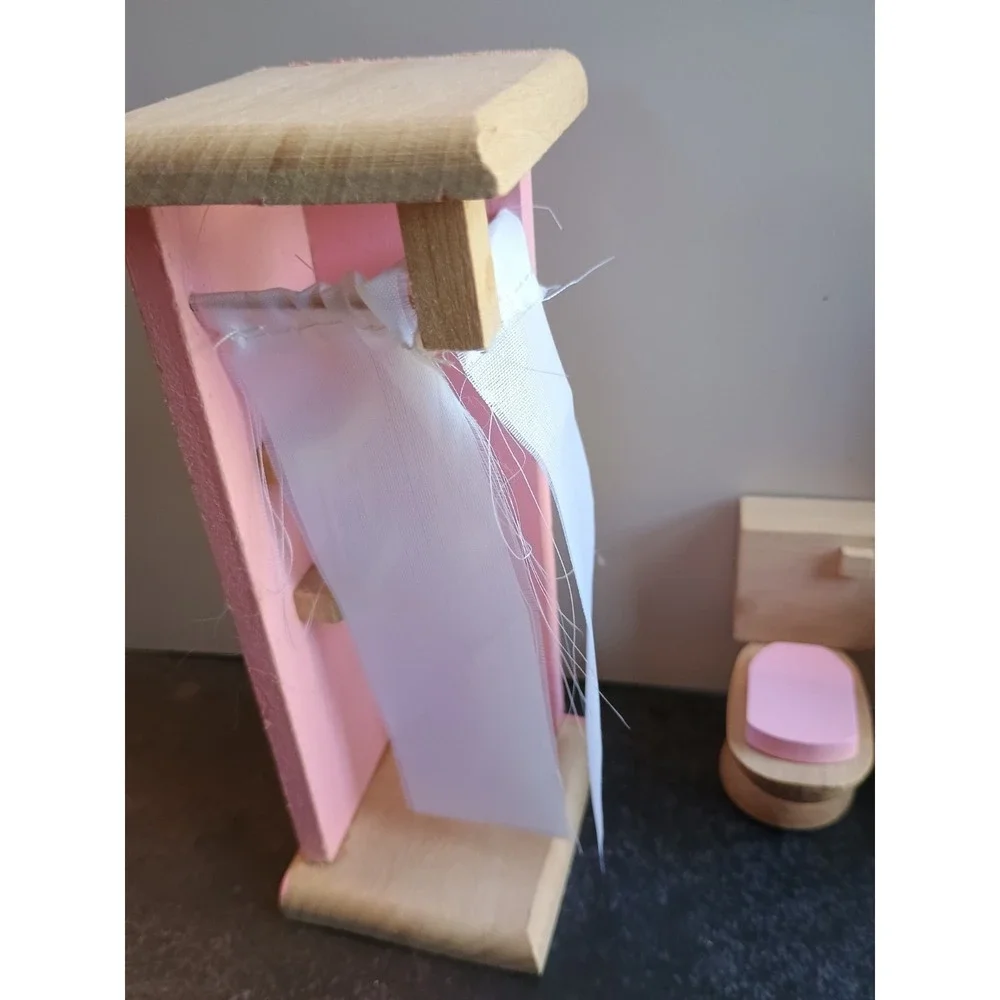 Wooden Kitchen Bathroom Dollhouse Furniture, Pink & White 5 Pieces
